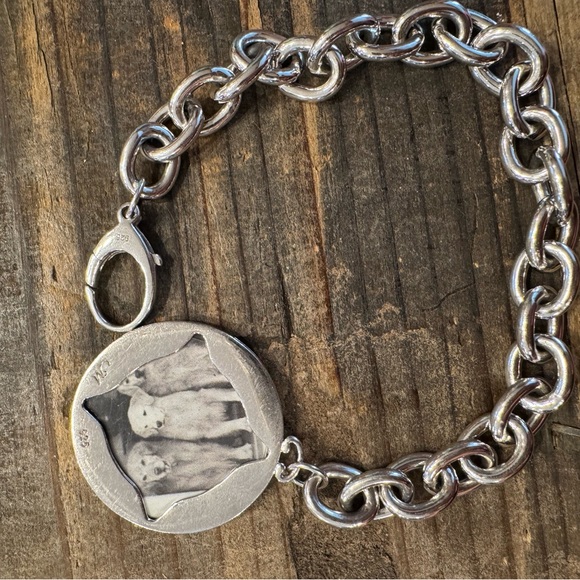 Monica Rich Kossan - Sterling Silver Vine Detail Picture Frame Bracelet - Picture 5 of 9